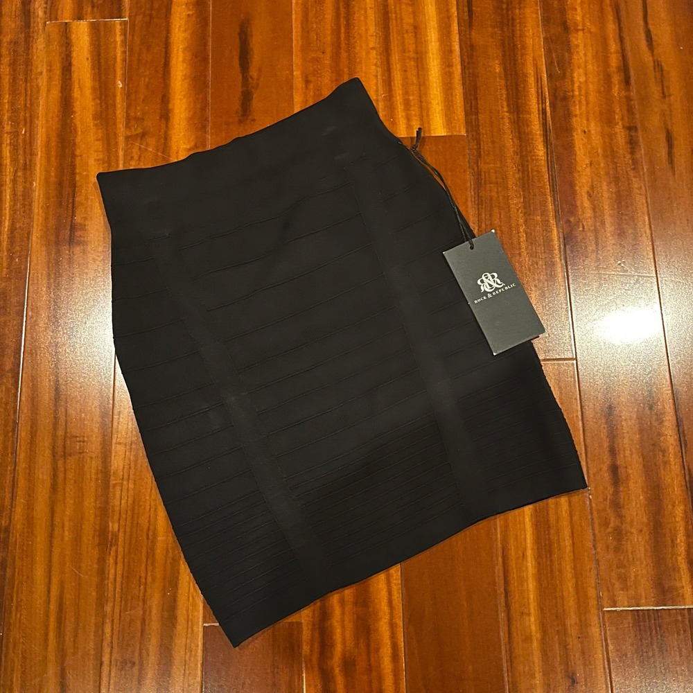 Black Bandage Mini Skirt Rock &‎ Republic Short Stretch Bodycon New Size Small